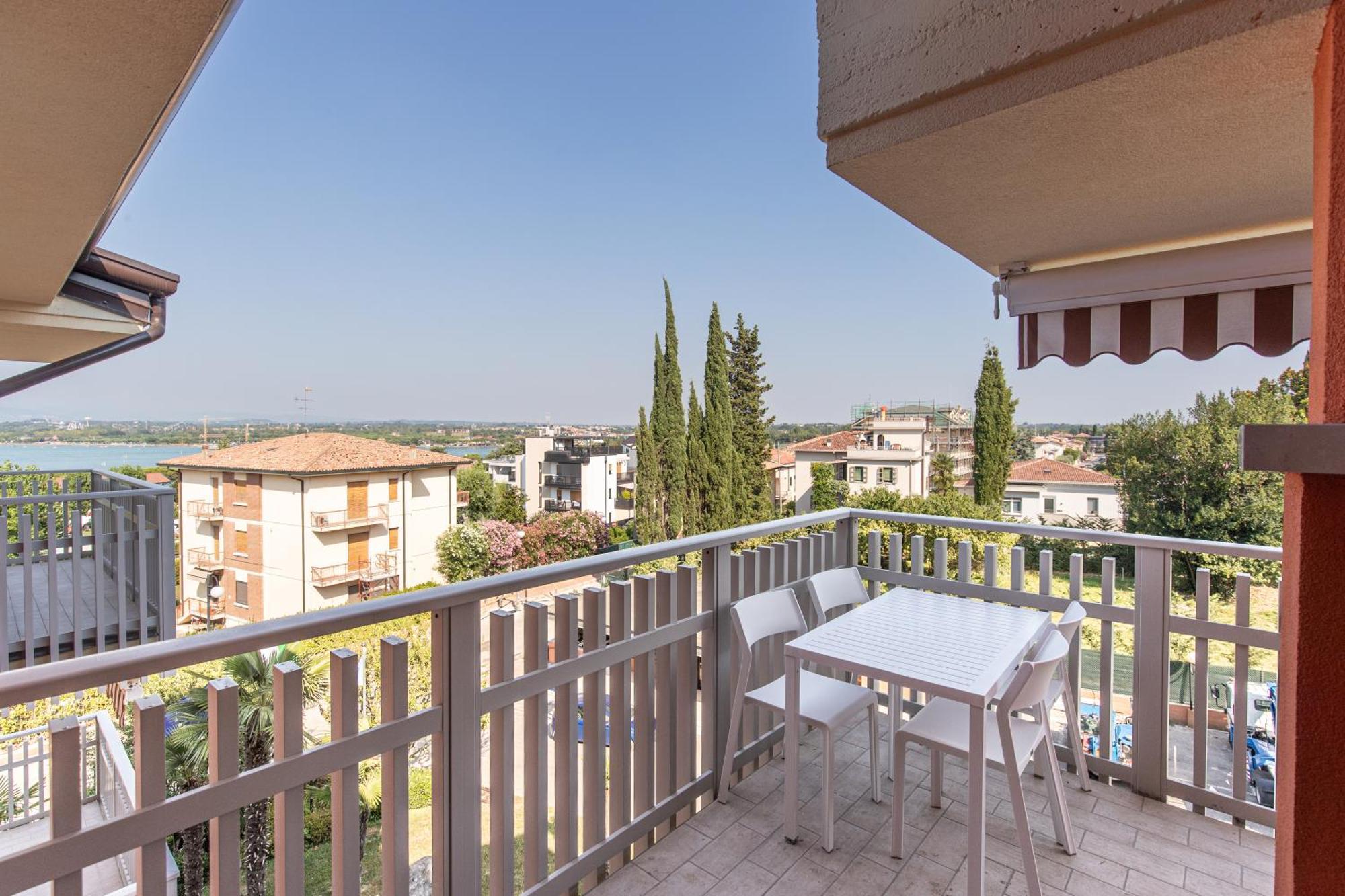 Prestige Garda Home - Ai Cappuccini Peschiera del Garda Eksteriør billede