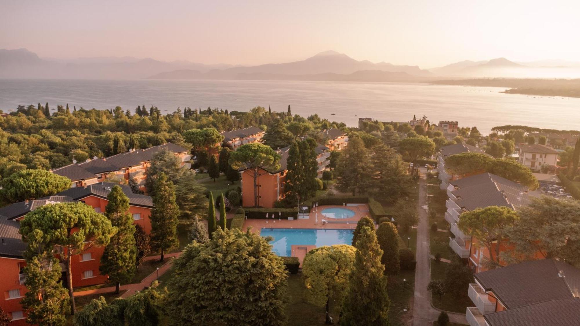Prestige Garda Home - Ai Cappuccini Peschiera del Garda Eksteriør billede